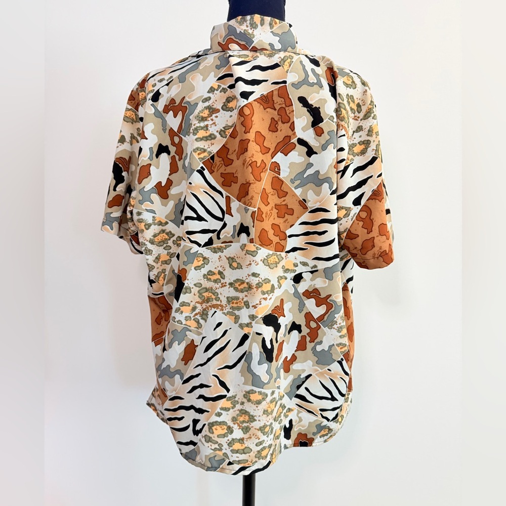 Notations Short Sleeve Button Front Patchwork Pri… - image 2